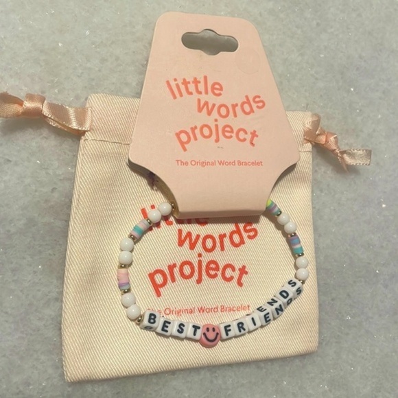 Little Words Bracelet White bead stretch Jewelry Best Friends New size S/M - Picture 1 of 5